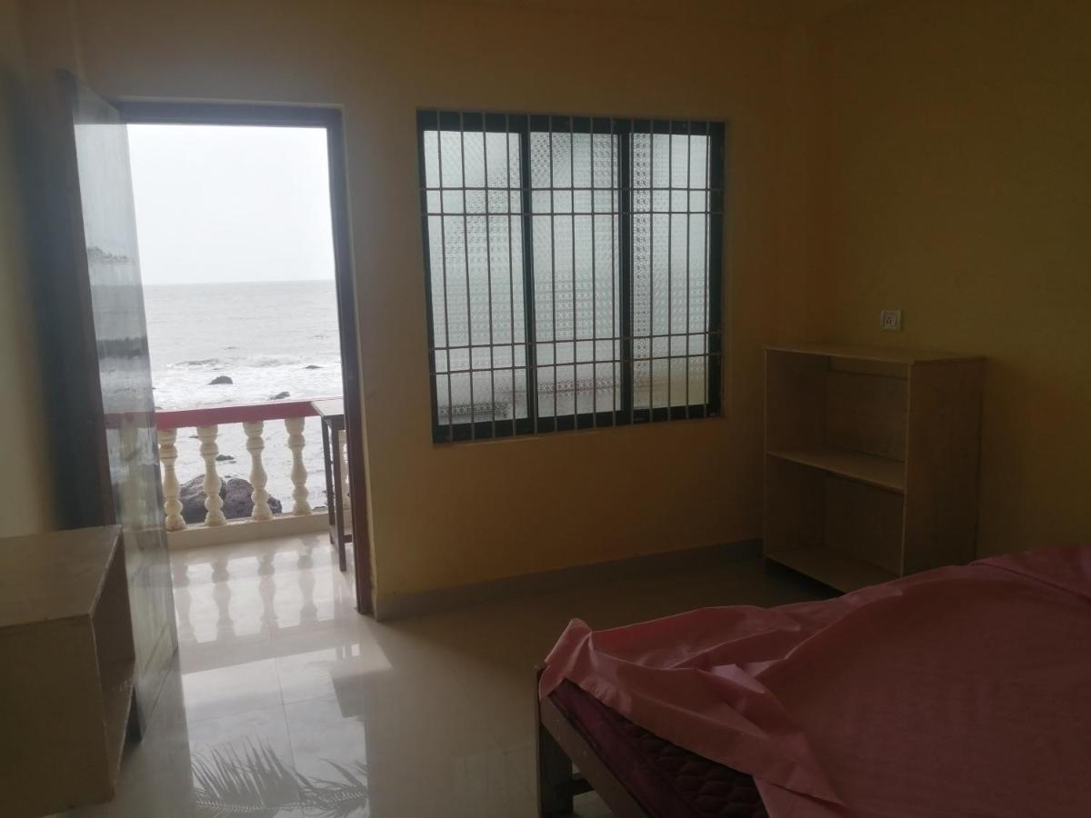 Shree Sai Cottage Sea View อารัมบล ภายนอก รูปภาพ
