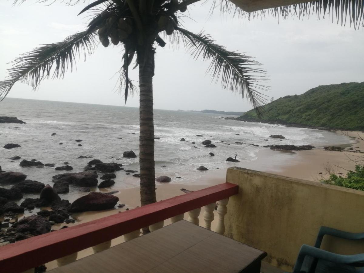 Shree Sai Cottage Sea View อารัมบล ภายนอก รูปภาพ