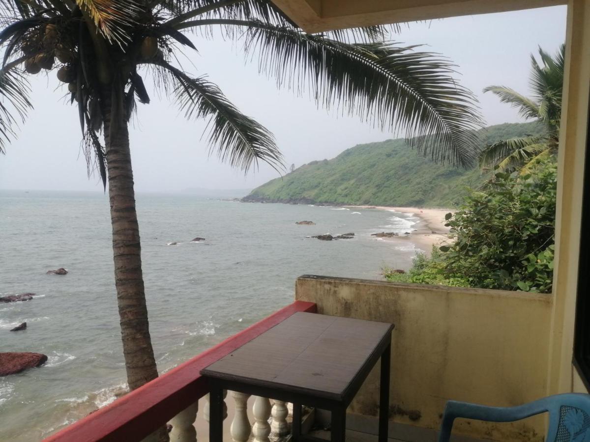 Shree Sai Cottage Sea View อารัมบล ภายนอก รูปภาพ