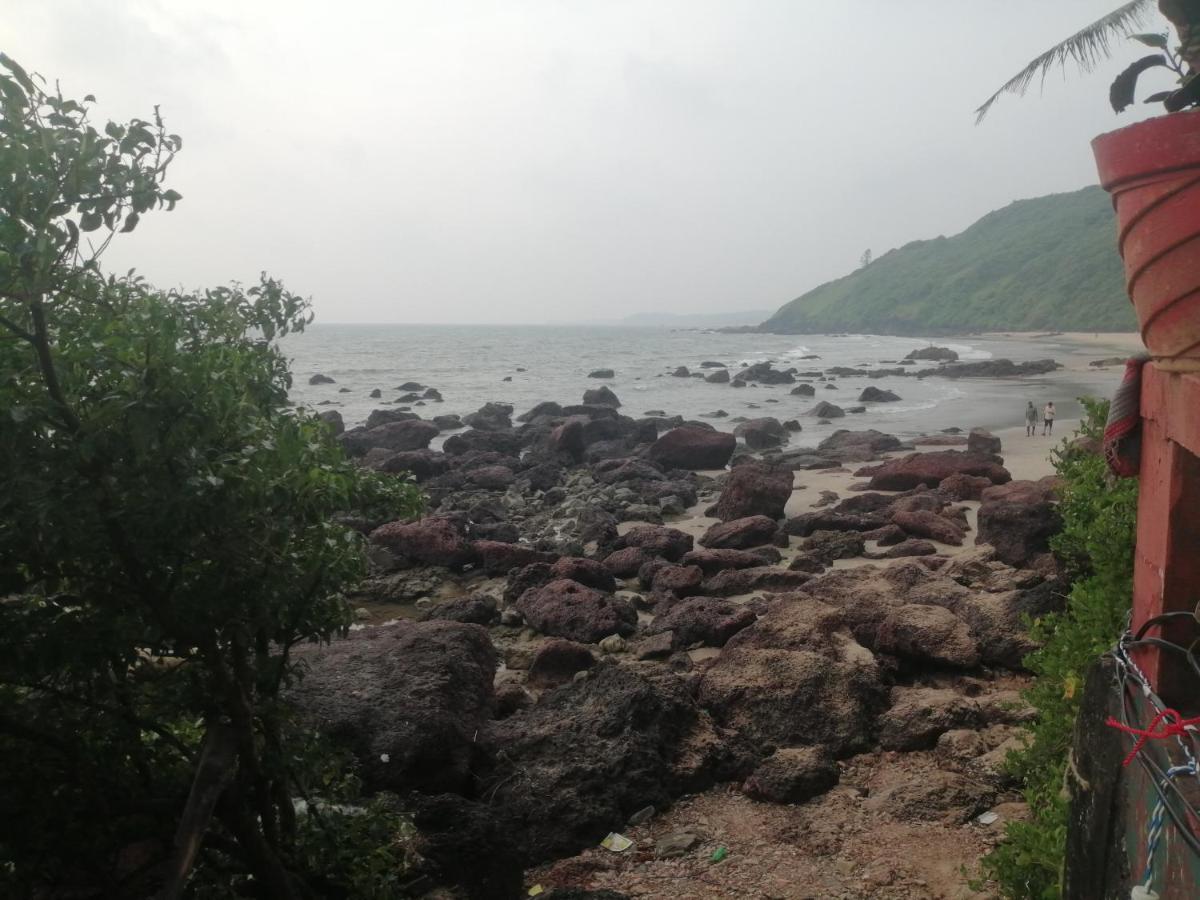 Shree Sai Cottage Sea View อารัมบล ภายนอก รูปภาพ