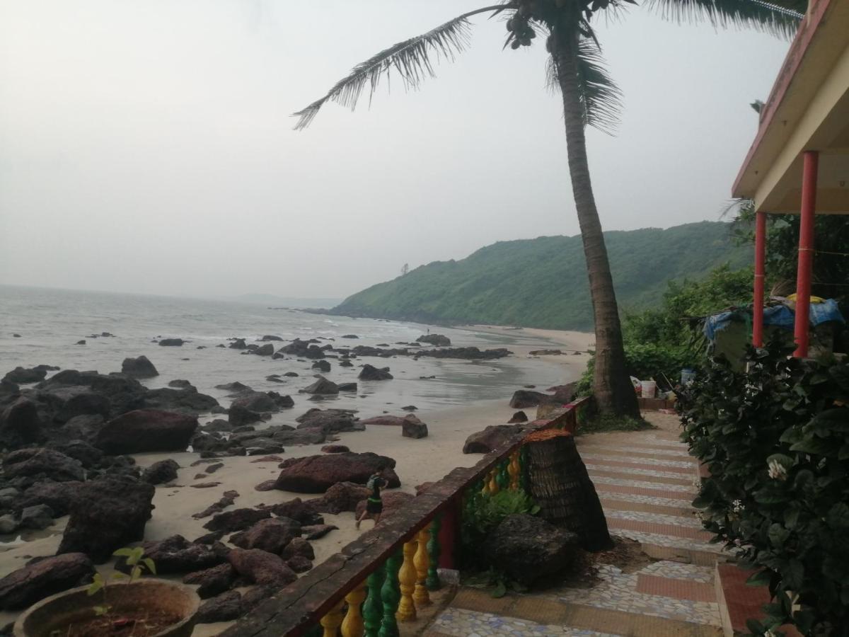 Shree Sai Cottage Sea View อารัมบล ภายนอก รูปภาพ