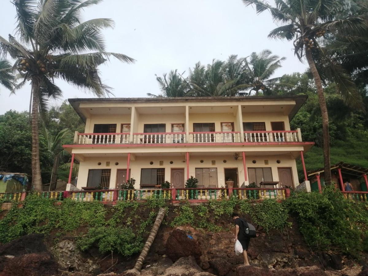 Shree Sai Cottage Sea View อารัมบล ภายนอก รูปภาพ