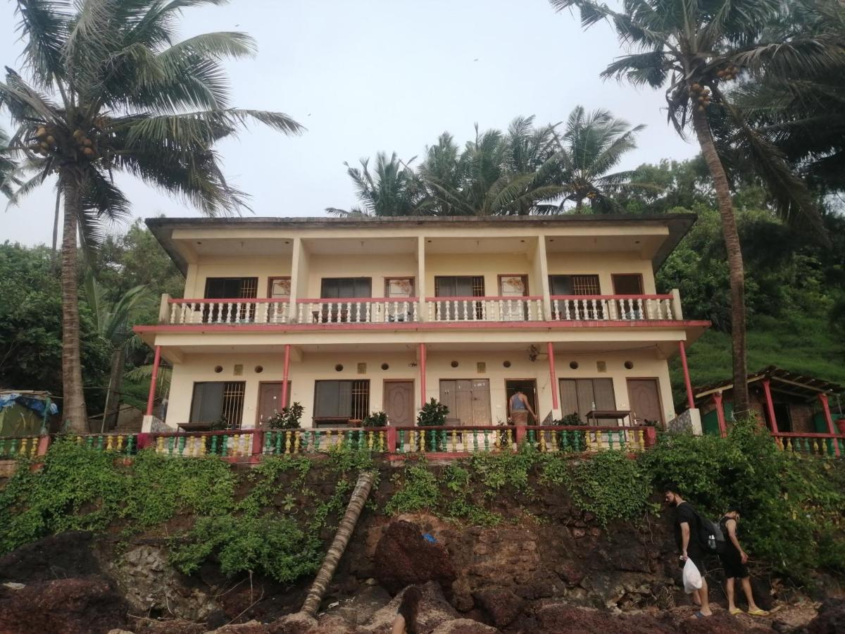 Shree Sai Cottage Sea View อารัมบล ภายนอก รูปภาพ